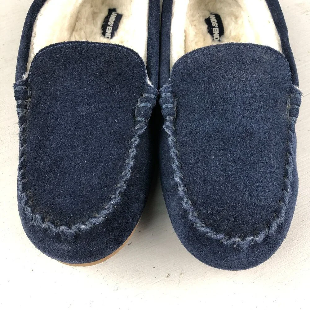 Lands' End Youth** Size 7M Dark Blue Suede Closed Toe Moccasin Slip On Slippers